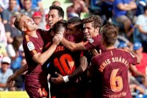 برشلونة وإنتر ميلان ينفردان في الصدارة وصلاح ينقذ ليفربول