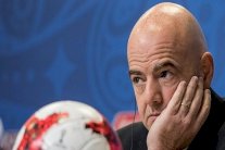 خبير في الحوكمة مفصول يتهم رئيس الفيفا بالتدخل في عمله