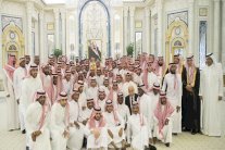 الملك سلمان يستقبل