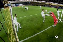 دورتموند يسخر من يد راموس عبر حسابه في 