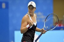 بارتي تبلغ نهائي دورة ووهان على حساب بطلة رولان غاروس