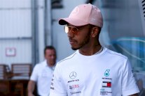 هاميلتون يعتزم العودة أقوى في النصف الثاني من الموسم