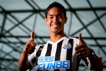 المهاجم الياباني يوشينوري موتو ينتقل الى نيوكاسل الإنكليزي