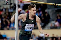 إيقاف الروسي ليسنكو مؤقتا يحرمه من المشاركة في بطولة أوروبا