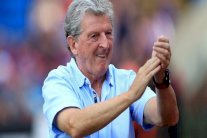 كريستال بالاس كافأ المدرب روي هودجسون بتمديد عقده سنة