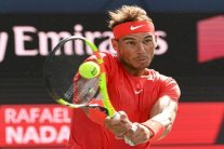 نادال يعزز صدارته وتسيتسيباس بين الـ15 الأوائل