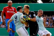 ليفاندوفسكي ينقذ بايرن من الاحراج وخروج حامل اللقب