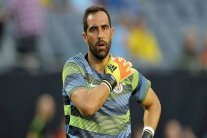 مانشستر سيتي يخسر الحارس برافو بسبب الإصابة