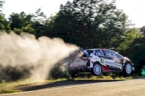 الفوز لتاناك ونوفيل يحافظ على صدارة الترتيب في رالي ألمانيا