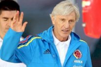 الأرجنتيني بيكرمان يستقيل من تدريب منتخب كولومبيا