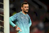 الإصابة تبعد الحارس الفرنسي لوريس عن توتنهام عدة اسابيع