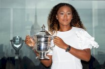 أوساكا تدخل نادي العشر الاوليات في تصنيف المحترفات