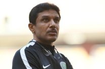 الاتحاد السعودي يعين المحلي عمر باخشوين مساعدا للاسباني بيتزي