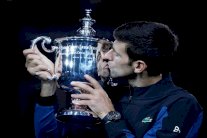 ديوكوفيتش يهزم دل بوترو ويعادل رقم سامبراس في الغراند سلام