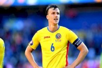 قائد منتخب رومانيا يخضع لعملية في ركبته اليسرى