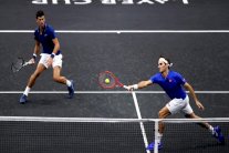 كأس لايفر: خسارة فيدرر وديوكوفيتش في مباراة الزوجي