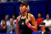 اليابانية أوساكا تقترب من لقب أول في بلادها