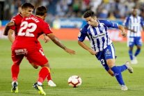 ألافيس يفشل في اللحاق بطرفي الصدارة بالدوري الإسباني