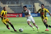 الزمالك يتصدر الدوري المصري بفوز صعب على المقاولون