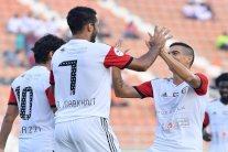 الجزيرة يكتسح عجمان ويتصدر الدوري الإماراتي