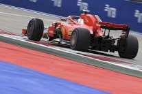 بوتاس أول المنطلقين أمام هاميلتون وفيتل في جائزة روسيا الكبرى