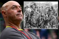 أسطورة ليفربول يشكر كرة القدم بعدما أنقذته من مأساة الحرب الروديسية 