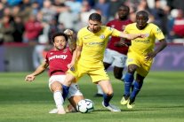 وست هام يفرمل تشلسي وأرسنال يواصل صحوته