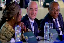 رئيس الاتحاد الأفريقي يعرب عن دعم قاري لترشح إنفانتينو لولاية ثانية