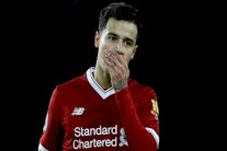 إستبعاد كوتينيو عن تشكيلة ليفربول يثير الجدل