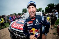 بيترهانسل للقب الـ14 في رالي دكار والعطية للاستفادة من كثبان البداية