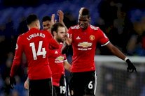 مانشستر يونايتد ينهي مسلسل التعادلات وليفربول يتخطى بيرنلي بشق النفس