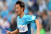 الأسطورة الياباني ميورا يجدد عقده قبل بلوغه الحادية والخمسين!