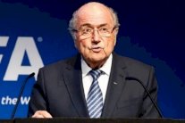 النمسا تفتح تحقيقا بحق رئيس اتحاد القدم على خلفية دفعة مالية من بلاتر