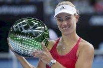 كيربر تستعيد طعم النصر للمرة الأولى منذ 2016