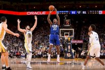 50 نقطة لوليامس في سلة غولدن ستايت وعلامة فارقة لدورانت