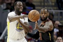 ووريرز يجدد تفوقه على كافالييرز وبولز يفرمل هيت