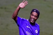 رونالدينيو يشكر كل من رافقه في مسيرته وعلى رأسهم... الكرة