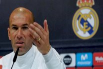 زيدان يؤمن بقدرة ريال مدريد على الاحتفاظ بلقب دوري الأبطال