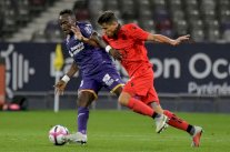 تولوز ونيس يواصلان نزيف النقاط في الدوري الفرنسي