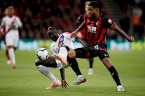 الفرنسي ساكو يتسبب بخسارة كريستال بالاس في الدوري الإنكليزي