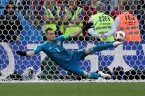 حارس مرمى وقائد منتخب روسيا يعتزل اللعب دوليا