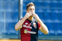 جنوى يحذر برشلونة وتشلسي من الاقتراب من نجمه بياتيك