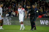 الاصابة تبعد فقير عن مباراتي فرنسا وباييت بديلا له