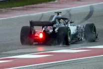 هاميلتون يسيطر على جولتي التجارب الحرة في جائزة الولايات المتحدة