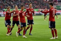 بايرن ميونيخ يتنفس الصعداء ورباعية بيضاء لدورتموند