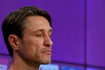 كوفاتش مركز على انتشال بايرن من كبوته وادارة النادي تهاجم الاعلام