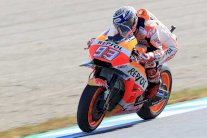 ماركيز يحرز لقبا خامسا في موتو جي بي