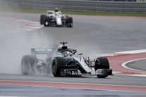 هاميلتون ينطلق من المركز الأول في جائزة الولايات المتحدة