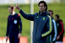 سولاري على خطى زميله السابق زيدان بتعيينه مدربا لريال مدريد