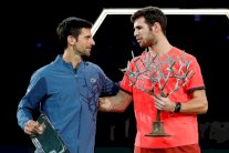 خاتشانوف يوقف ديوكوفيتش ويحرز لقب دورة باريس